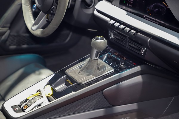 Porsche 911 Interior