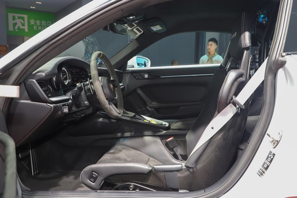 Porsche 911 Interior