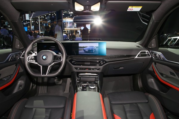 BMW 4 Series Coupe Interior