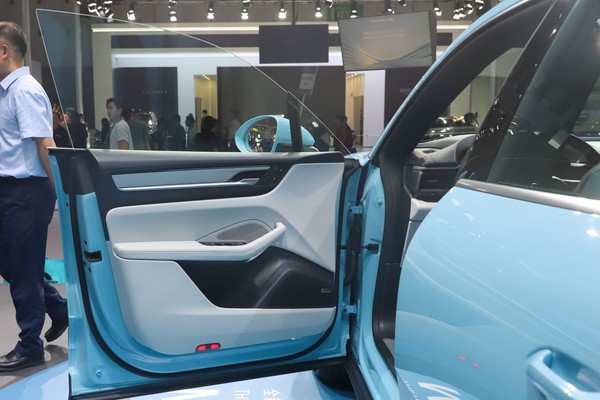 Porsche Macan EV Interior