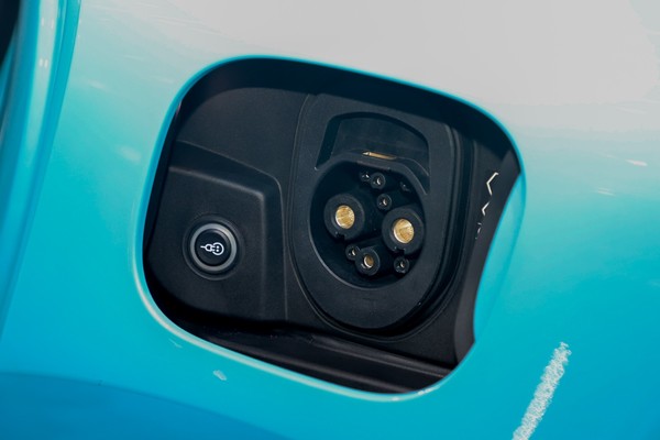 Porsche Macan EV Details