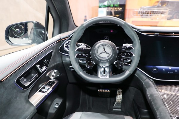 Mercedes-Benz AMG EQE SUV Interior