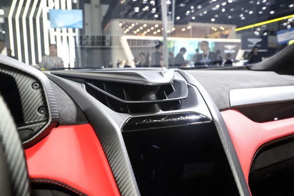 Lamborghini Revuelto Interior