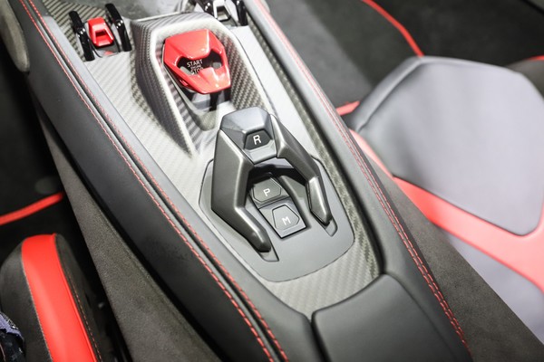 Lamborghini Revuelto Interior