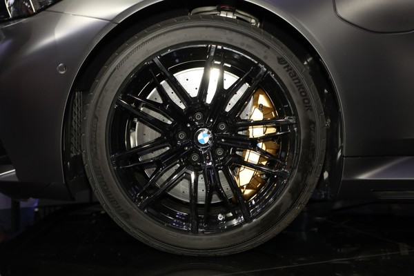 BMW M5 Exterior