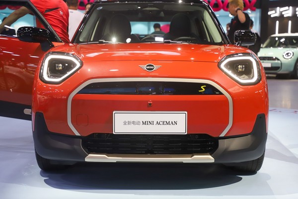 MINI Aceman Exterior