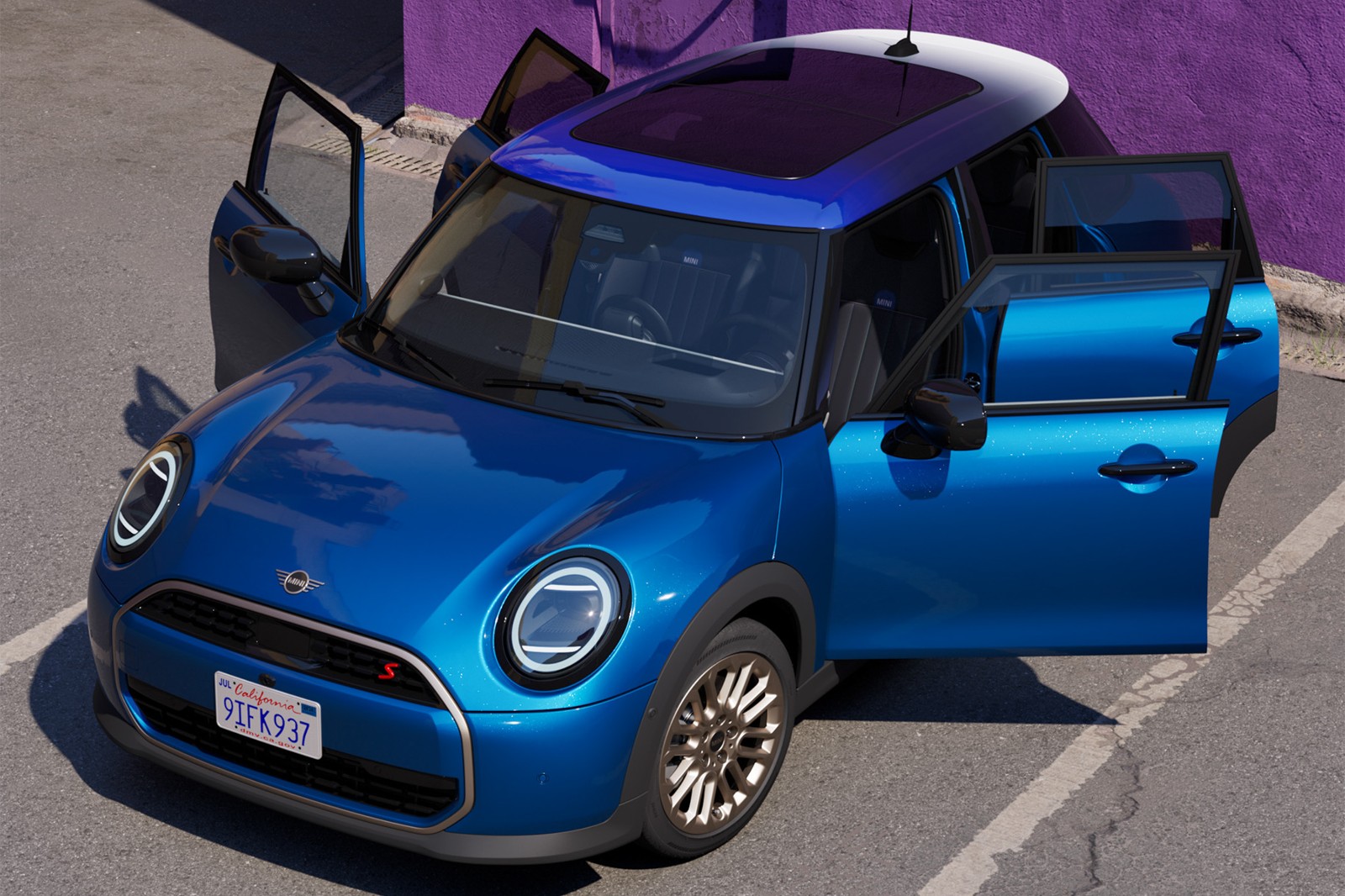2025 MINI 5 Door Cooper S photo