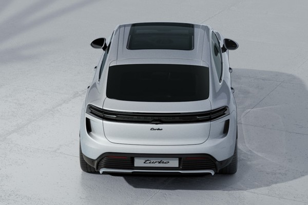 Porsche Macan EV Official