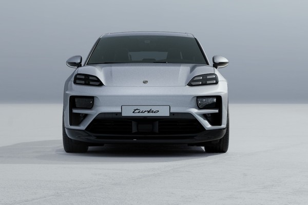 Porsche Macan EV Official