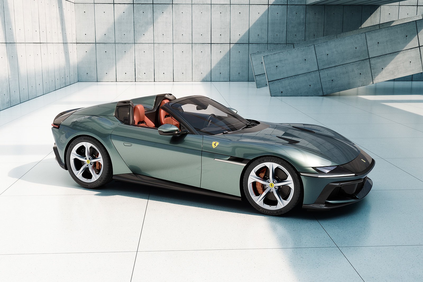 Ferrari 12 Cilindri Spider 2024 photo