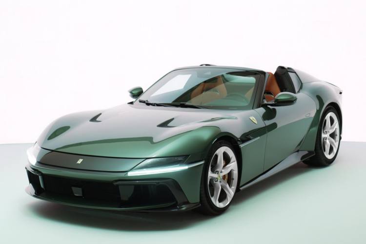 Ferrari 12 Cilindri Review