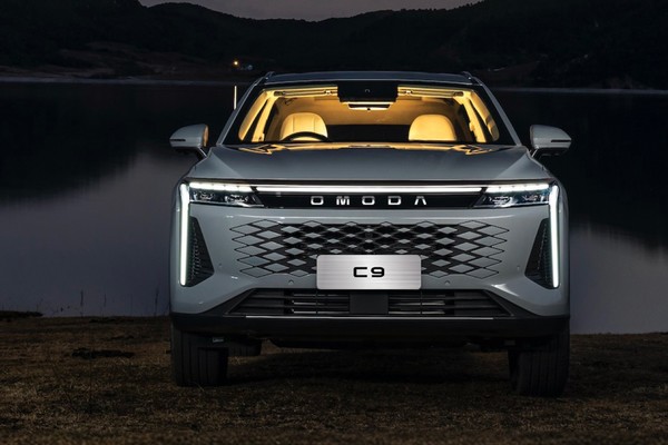 Chery OMODA C9 photo