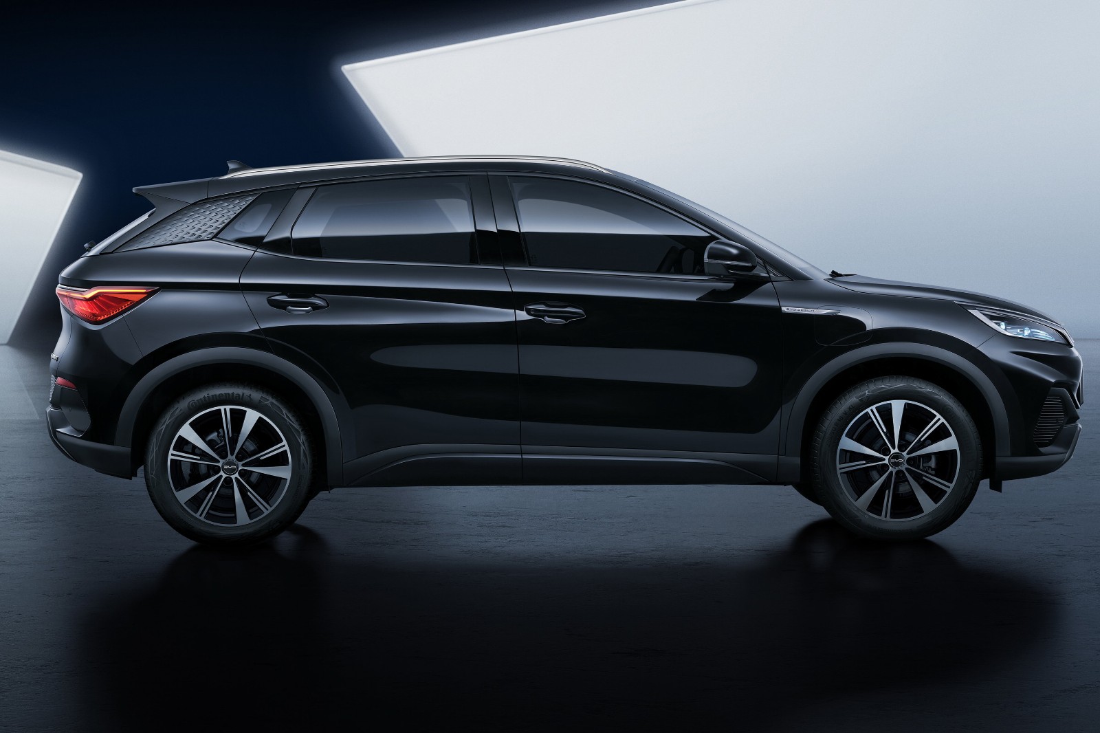 2025 BYD ATTO 3 Ultra photo