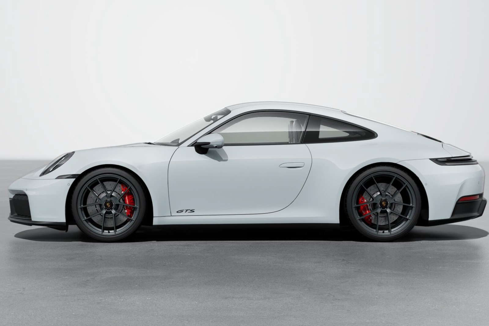 2025 Porsche 911 Carrera 4 GTS photo