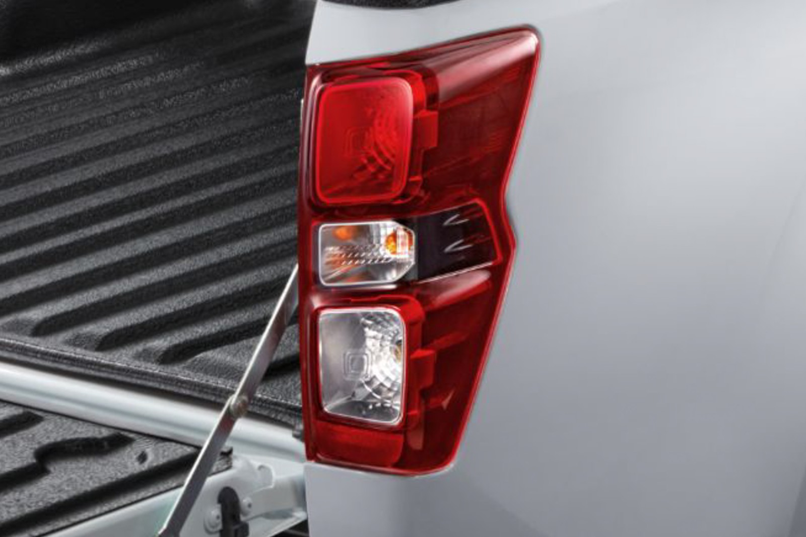 2025 Isuzu D-MAX 1.9L 4x2 Low Ride photo