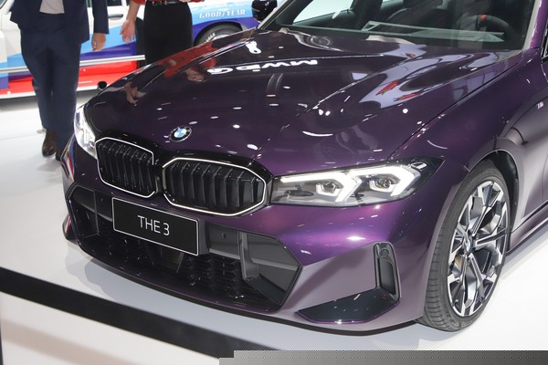 BMW 3 Series Exterior