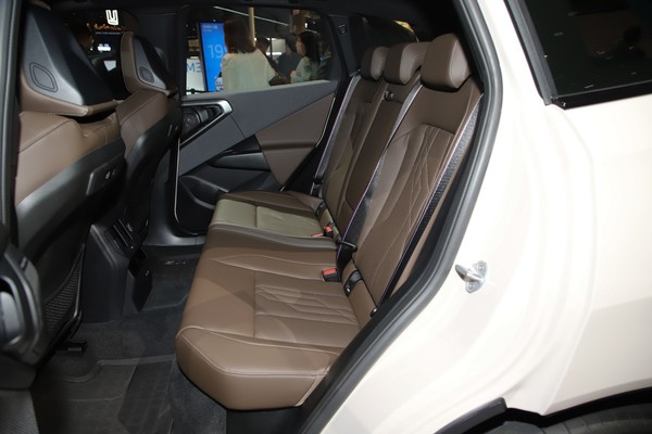 BMW X3 M Space