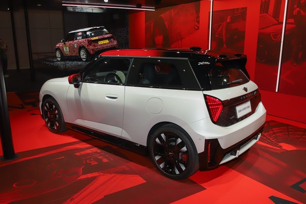 MINI 3 Door photo