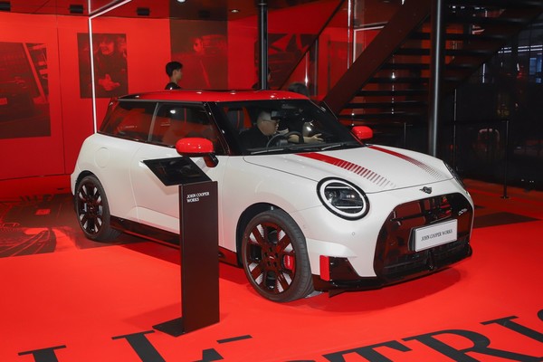 MINI 3 Door photo