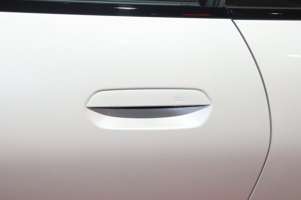 MINI 3 Door Exterior