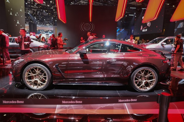 Mercedes-Benz AMG GT Exterior