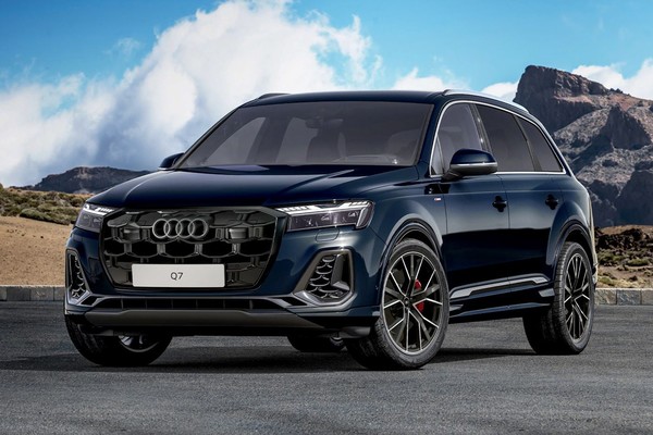 Audi Q7 Official