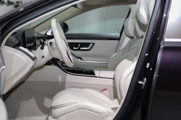 Mercedes-Benz Maybach S-Class Interior