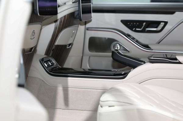 Mercedes-Benz Maybach S-Class Interior