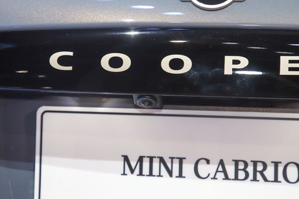 MINI Convertible Exterior