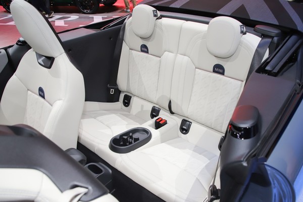 MINI Convertible Interior
