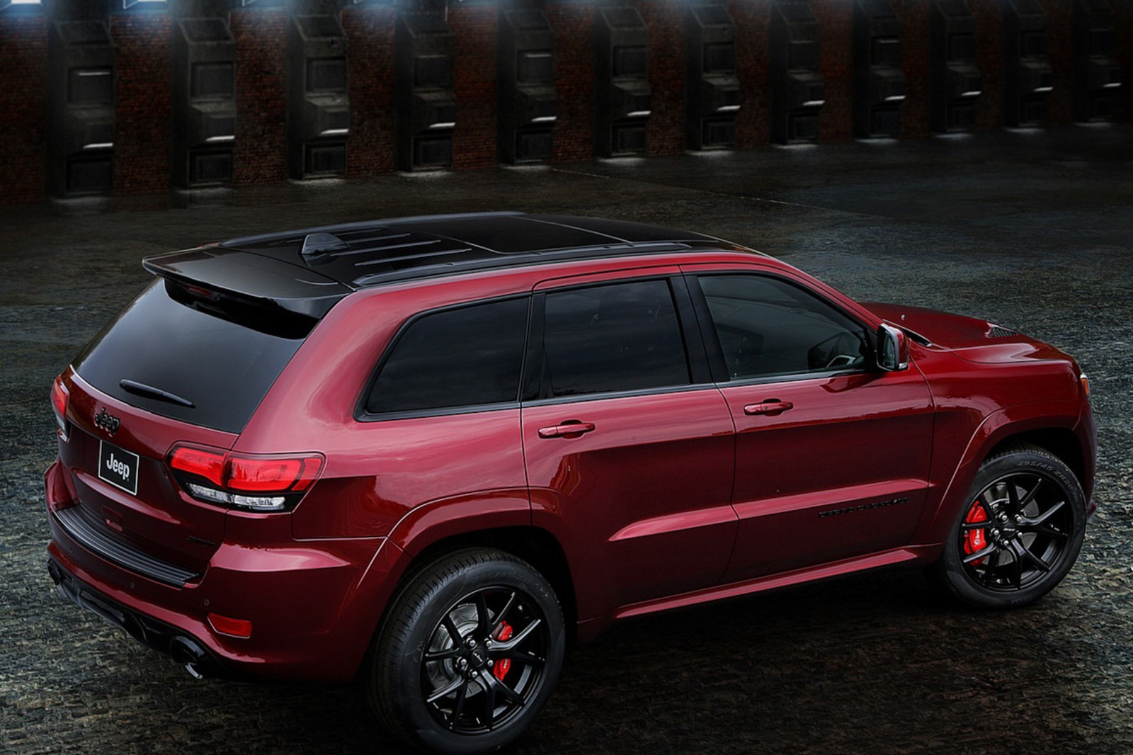 2015 Jeep Grand Cherokee SRT 6.4 V8 photo