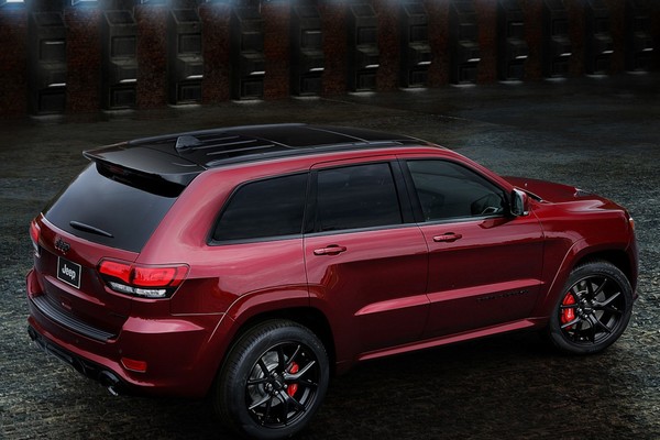 Jeep Grand Cherokee SRT Official