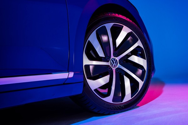 Volkswagen Arteon Official