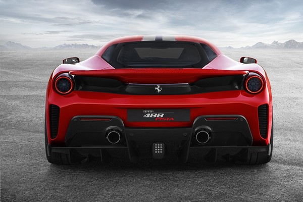 Ferrari 488 Official