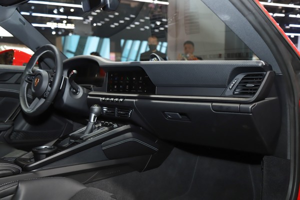 Porsche 911 Interior