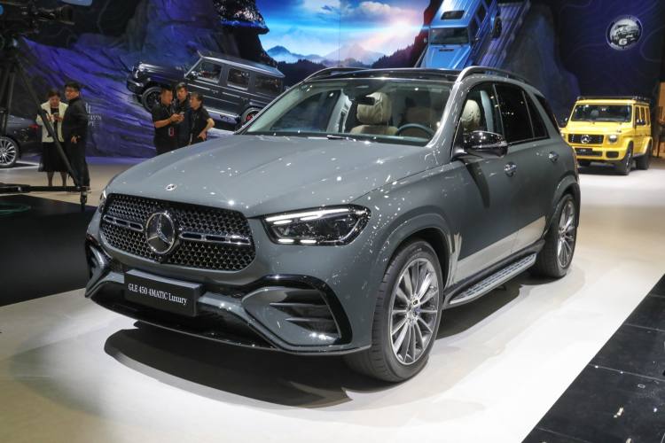 Mercedes-Benz GLE Review