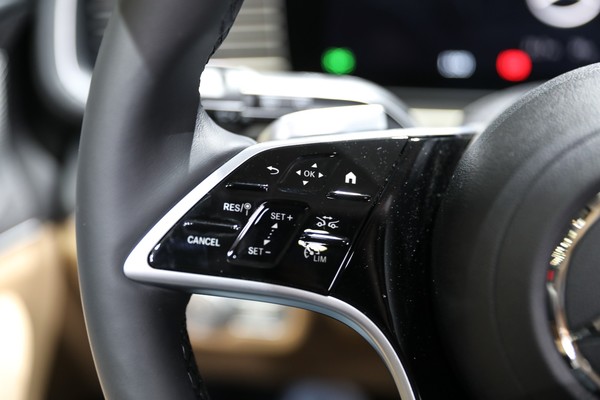 Mercedes-Benz GLE Interior