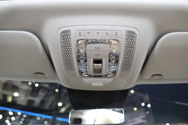 Mercedes-Benz GLE Interior