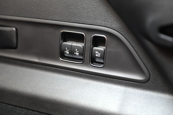 Mercedes-Benz GLE Space