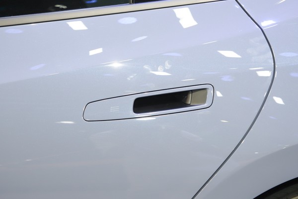 Lexus ES Exterior
