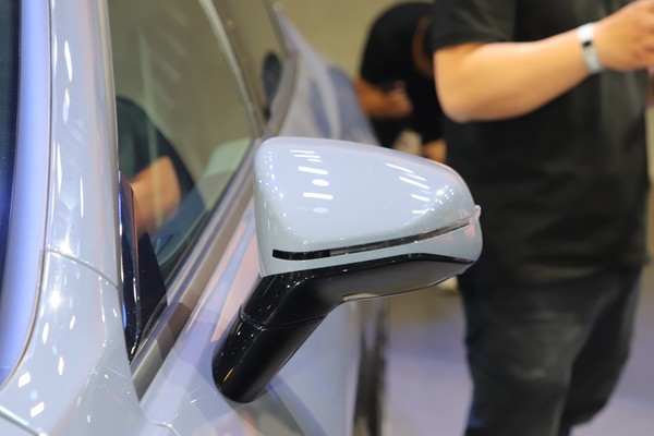 Lexus ES Exterior