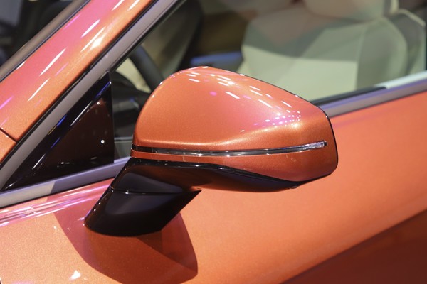 Lexus ES Exterior