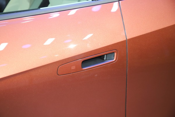 Lexus ES Exterior