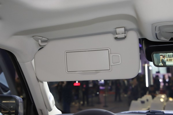 TANK 300 Interior