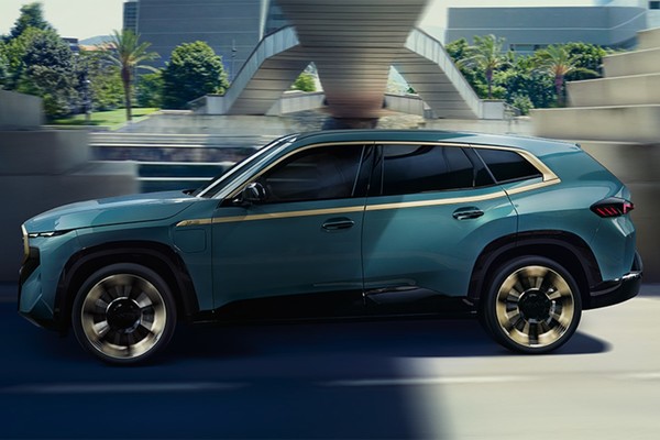 BMW XM Official