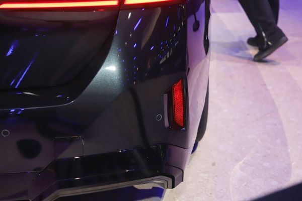 BMW i5 Exterior