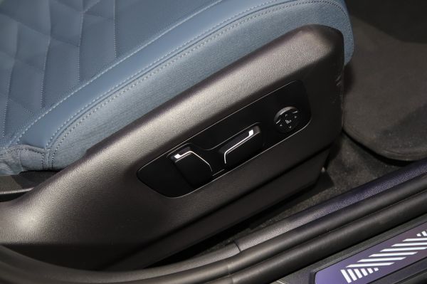 BMW i5 Interior