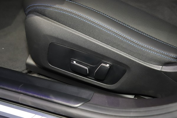 BMW 3 Series Interior