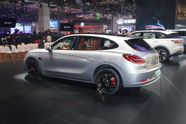 ORA 07 Exterior