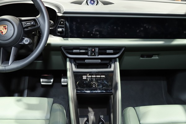 Porsche Macan EV Interior